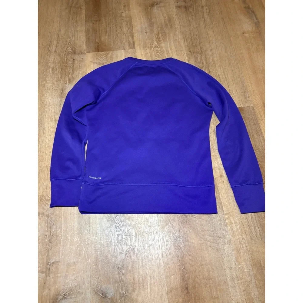 NIKE Therma-Fit Womens CrewNeck Pullover Sweatshirt‎ Purple Polyester Sz M